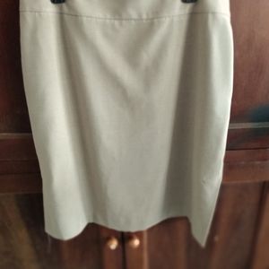 Merona size 16 skirt with side split. New with tags.